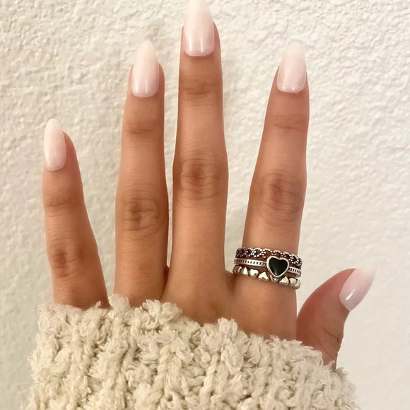 925 Sterling Silver Black Heart Minimalist Ring Vintage Boho Stackable Ring Band - Picture 6 of 7